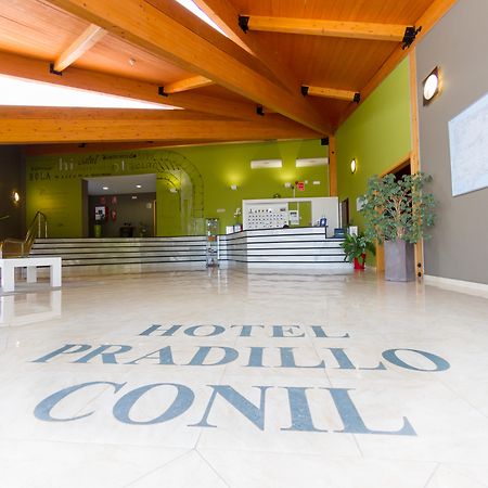 Hotel Pradillo Conil โกนิล เด ลาฟรอนเตรา ภายนอก รูปภาพ