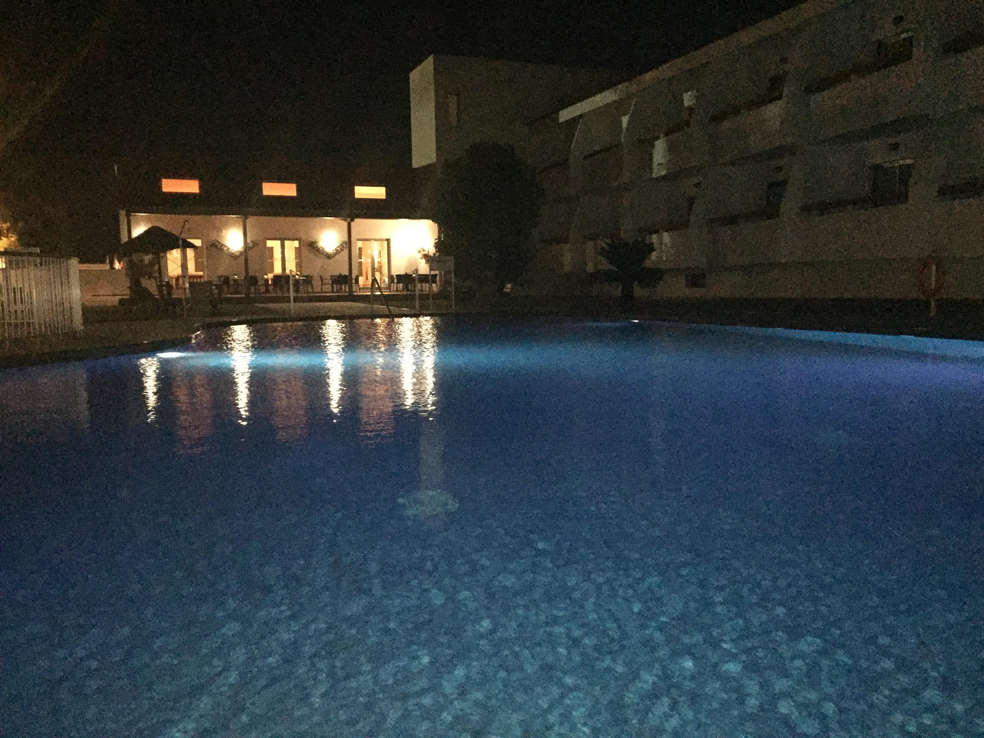 Hotel Pradillo Conil โกนิล เด ลาฟรอนเตรา ภายนอก รูปภาพ