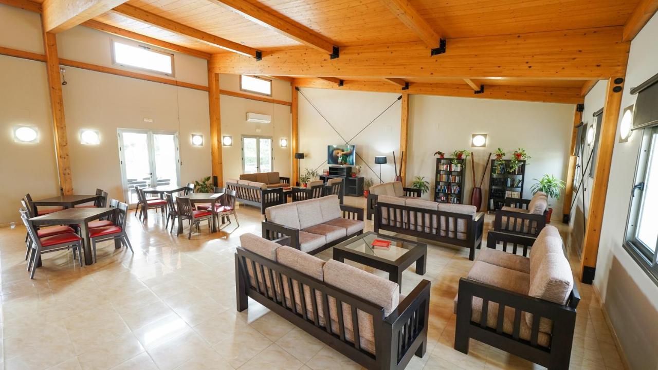 Hotel Pradillo Conil โกนิล เด ลาฟรอนเตรา ภายนอก รูปภาพ