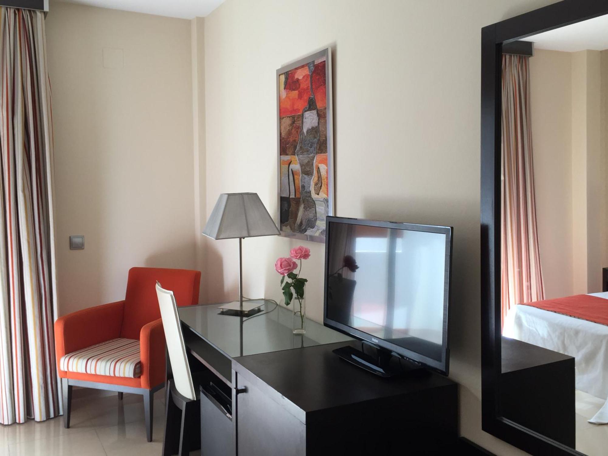 Hotel Pradillo Conil โกนิล เด ลาฟรอนเตรา ห้อง รูปภาพ